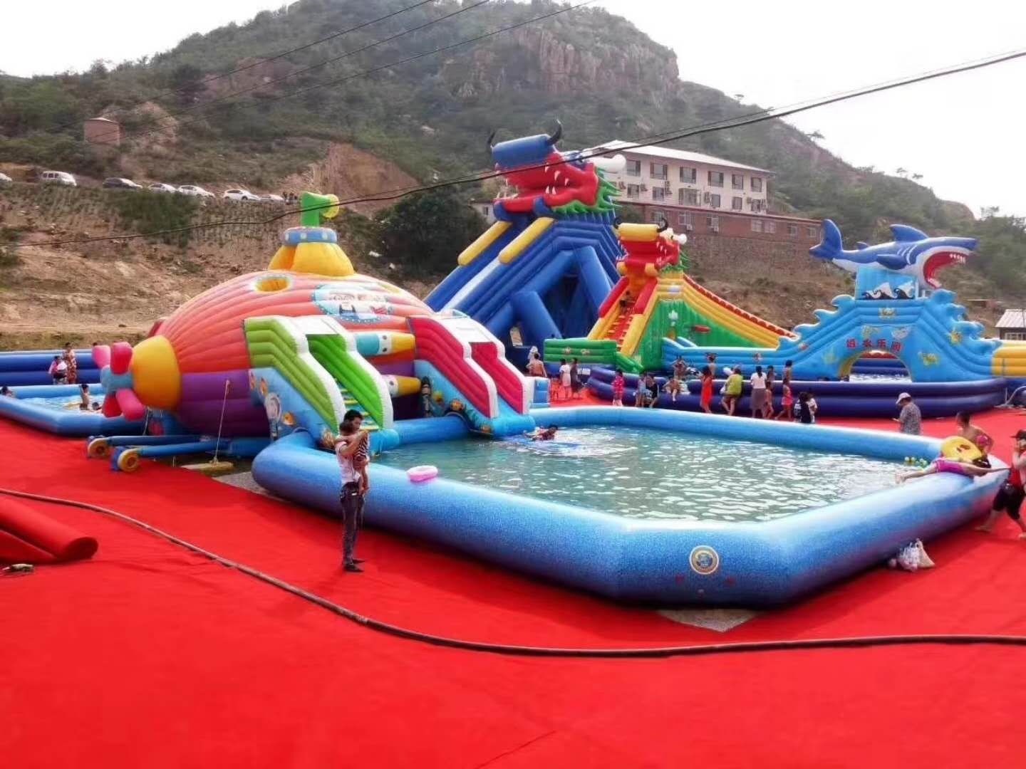 陕州深海潜艇充气水上乐园